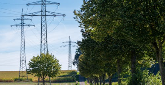 El Gobierno planea desatascar las redes eléctricas en España